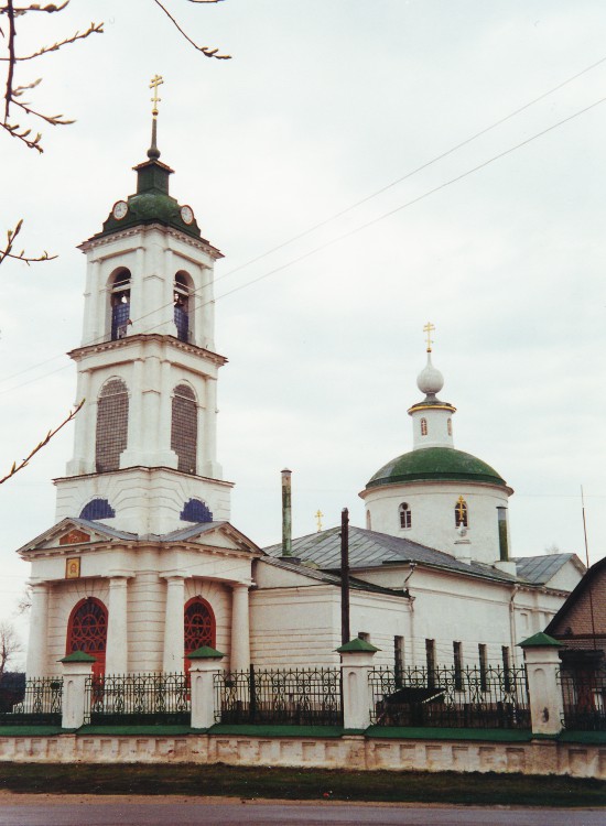 Саурово. Церковь Рождества Пресвятой Богородицы. фасады