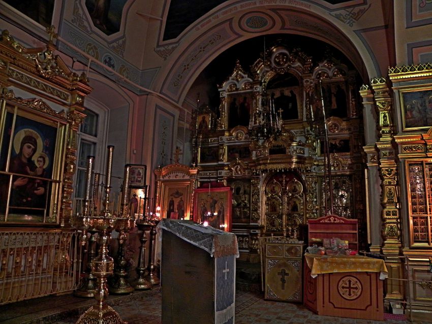 Церковь Рождества Пресвятой Богородицы, Саурово (Павлово-Посадский городской округ и г. Электрогорск, Московская область). интерьер и убранство, левый придел святителя Николая