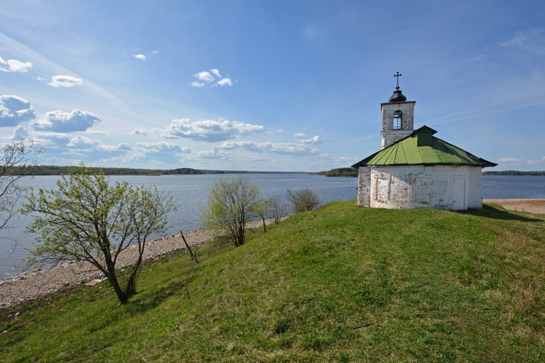 Церковь Введения во храм Пресвятой Богородицы, Горицы (Кирилловский район, Вологодская область). художественные фотографии, Общий вид с юго-востока