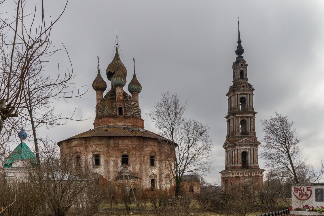 Курба. Храмовый комплекс. Церкви Воскресения Христова и Казанской иконы Божией Матери. фасады