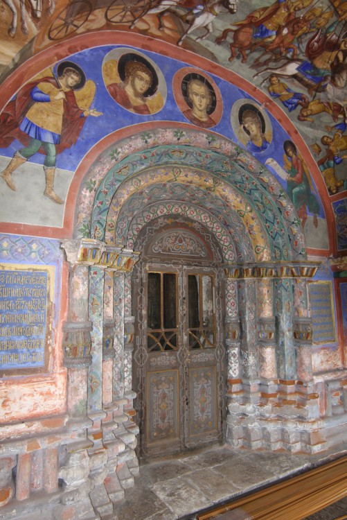 Церковь Николая Чудотворца (Николы Надеина), Ярославль (Ярославль, город, Ярославская область). интерьер и убранство