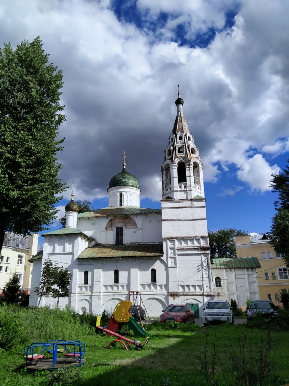 Церковь Николая Чудотворца (Николы Надеина), Ярославль (Ярославль, город, Ярославская область). общий вид в ландшафте