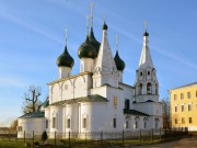 Ярославль. Происхождения честных древ Креста Господня, церковь