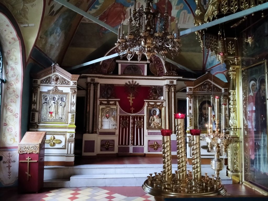 Церковь Ризоположения (Положения честной ризы Пресвятой Богородицы во Влахерне) в Крестах (Крестобогородская), Ярославль (Ярославль, город, Ярославская область). интерьер и убранство, интерьер придела