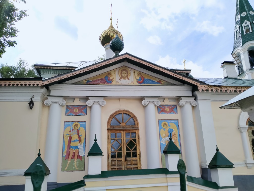 Церковь Ризоположения (Положения честной ризы Пресвятой Богородицы во Влахерне) в Крестах (Крестобогородская), Ярославль (Ярославль, город, Ярославская область). архитектурные детали