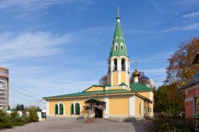 Ярославль. Церковь Ризоположения (Положения честной ризы Пресвятой Богородицы во Влахерне) в Крестах (Крестобогородская)
