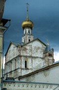 Ростов Великий. Митрополичий двор. Церковь Спаса Нерукотворного Образа