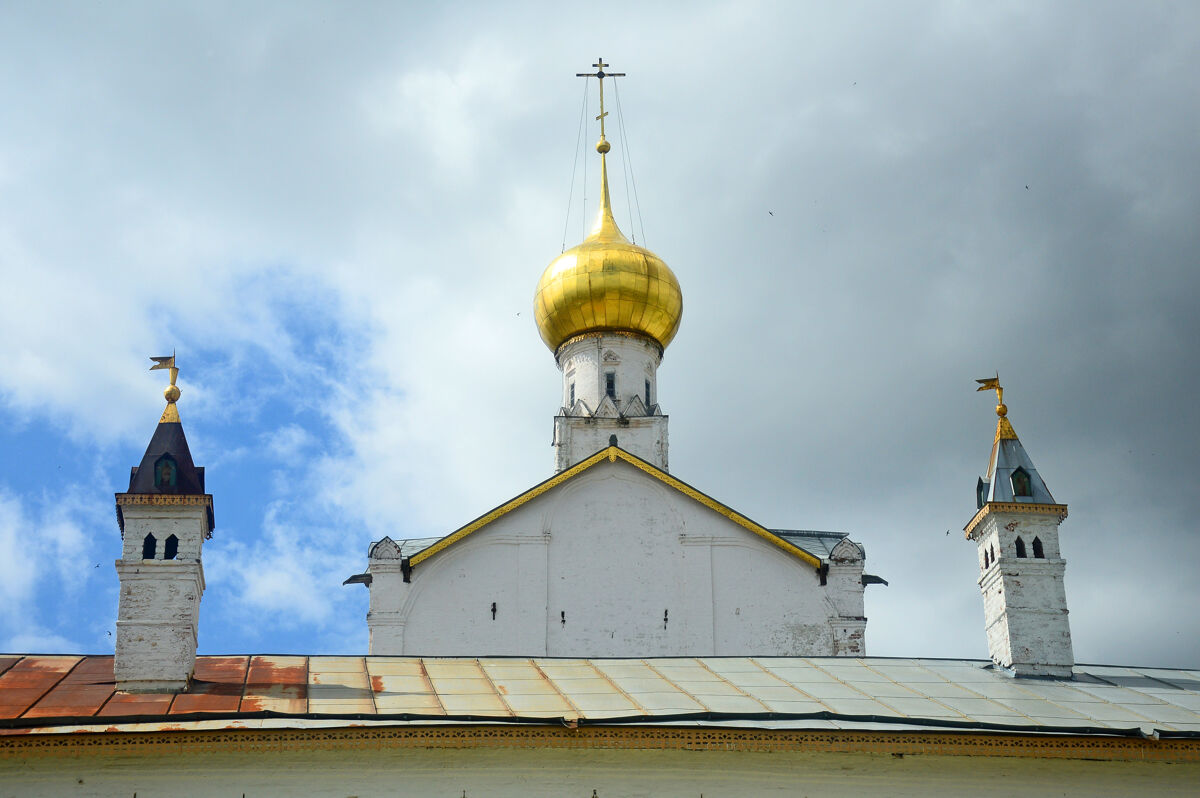 Митрополичий двор. Церковь Спаса Нерукотворного Образа, Ростов Великий (Ростовский район, Ярославская область). архитектурные детали