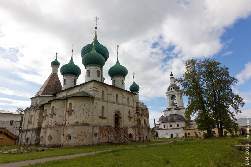 Авраамиев Богоявленский монастырь, Ростов Великий (Ростовский район, Ярославская область). фасады