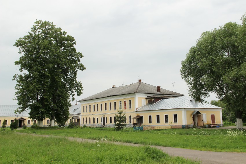 Авраамиев Богоявленский монастырь, Ростов Великий (Ростовский район, Ярославская область). фасады