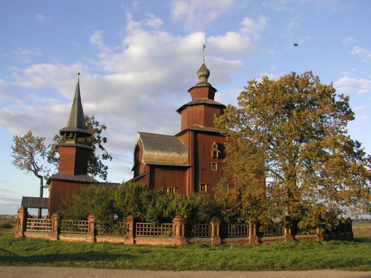 Церковь Иоанна Богослова на Ишне, Богослов (Ростовский район, Ярославская область). фасады