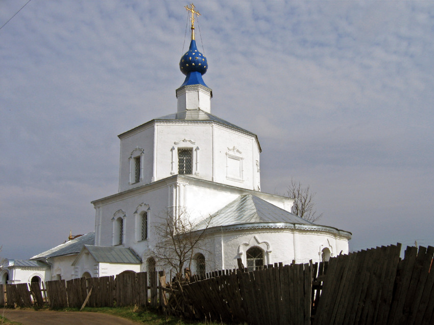 Переславль-Залесский. Церковь Смоленской иконы Божией Матери (Корнилиевская). фасады