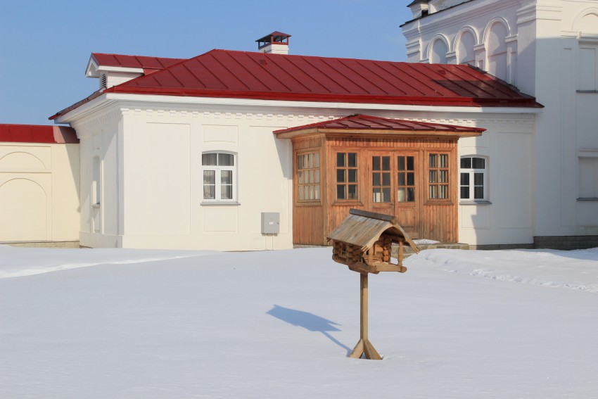 Троице-Варницкий монастырь, Варницы (Ростовский район, Ярославская область). архитектурные детали