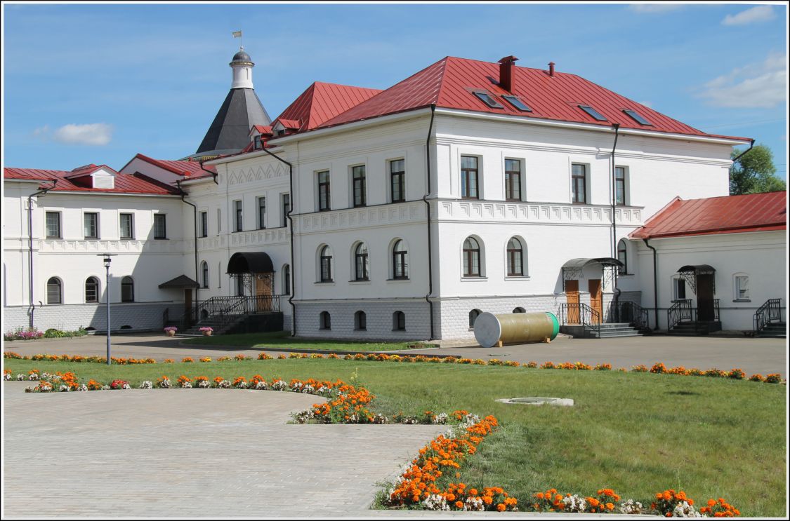 Троице-Варницкий монастырь, Варницы (Ростовский район, Ярославская область). фасады