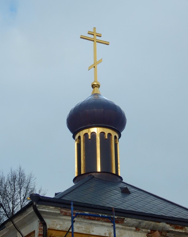 Церковь Сошествия Святого Духа, Лесные Поляны (Подольский городской округ, Московская область). архитектурные детали