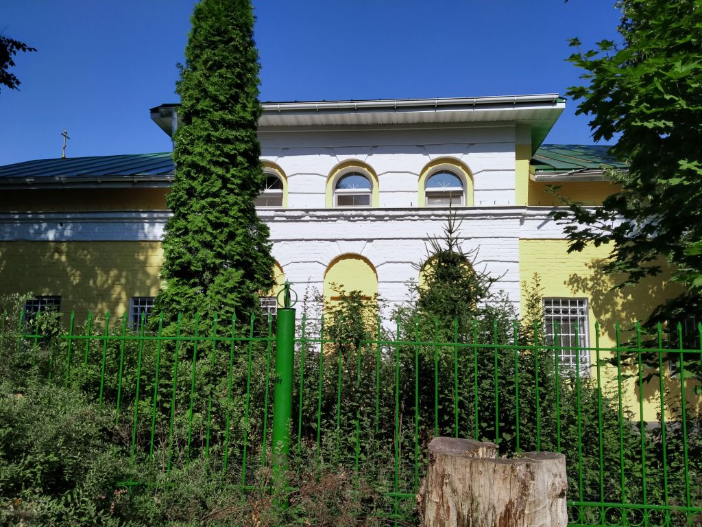 Церковь Покрова Пресвятой Богородицы, Акулово (Одинцовский городской округ и ЗАТО Власиха, Краснознаменск, Московская область). архитектурные детали, дом причта