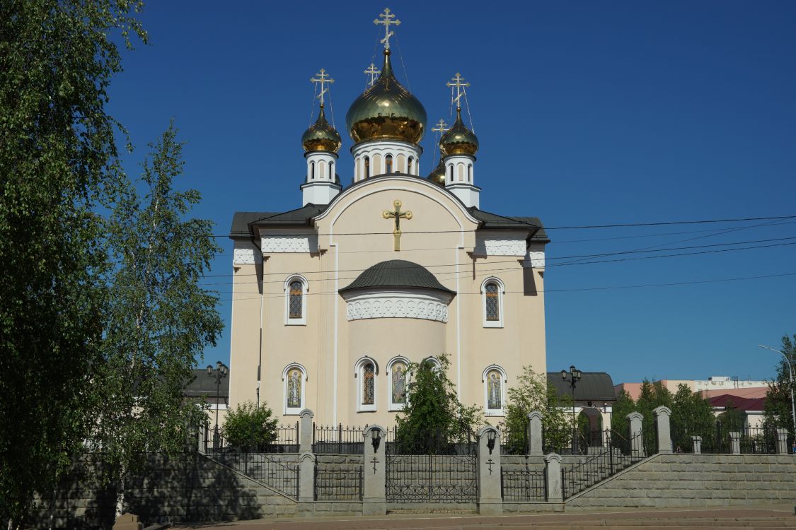 Церковь Троицы Живоначальной, Мирный (Мирный район, Республика Саха (Якутия)). фасады