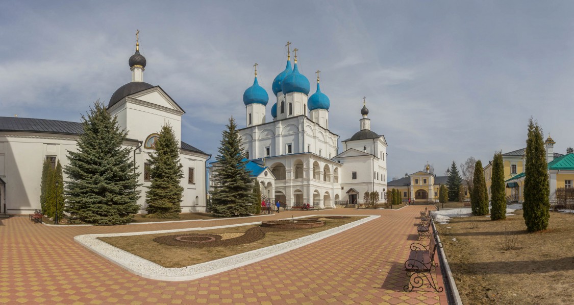 Серпухов. Высоцкий монастырь. архитектурные детали
