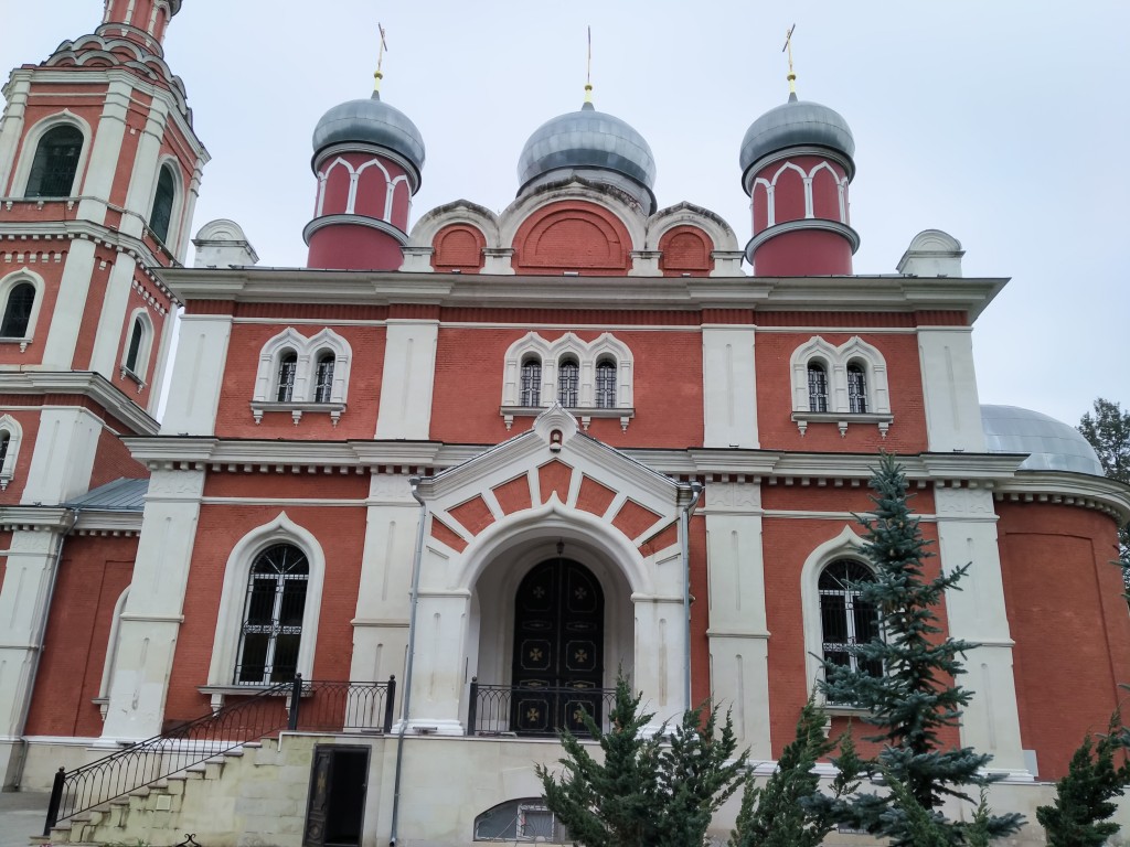 Церковь Всех Святых, Серпухов (Серпуховский городской округ и гг. Протвино, Пущино, Московская область). архитектурные детали