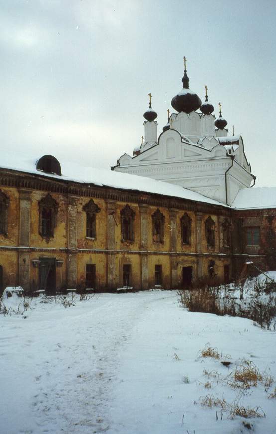 Дзержинский. Николо-Угрешский монастырь. документальные фотографии