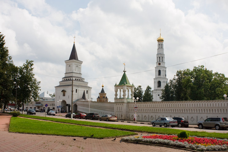 Николо-Угрешский монастырь, Дзержинский (Люберецкий городской округ, гг. Лыткарино, Котельники, Московская область). фасады