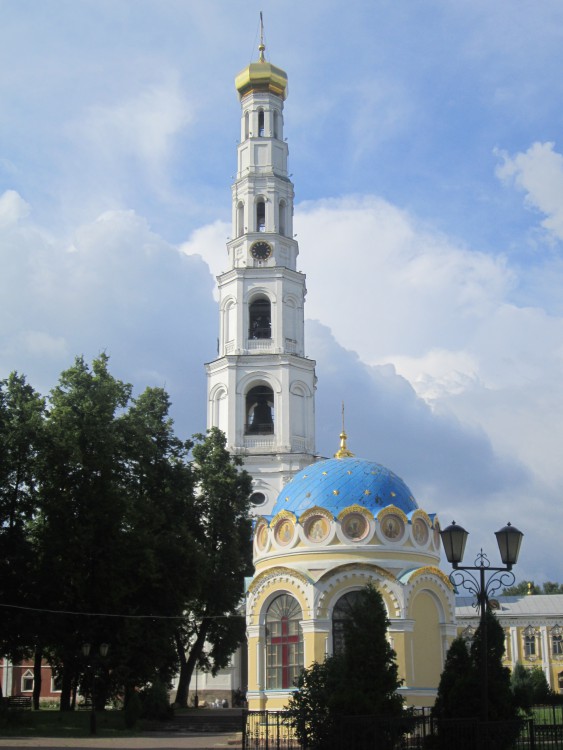 Дзержинский. Николо-Угрешский монастырь. фасады
