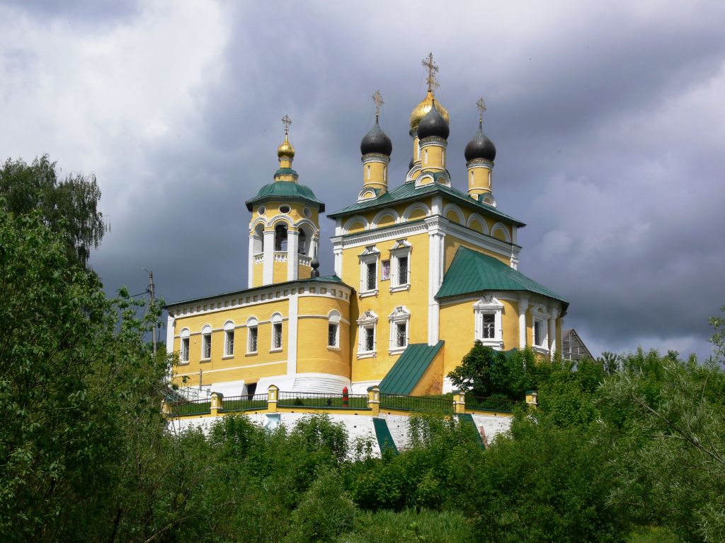 Церковь Николая Чудотворца (Николо-Набережная), Муром (Муромский район и г. Муром, Владимирская область). общий вид в ландшафте