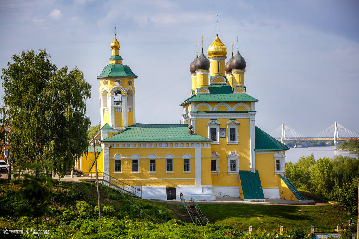 Церковь Николая Чудотворца (Николо-Набережная), Муром (Муромский район и г. Муром, Владимирская область). общий вид в ландшафте