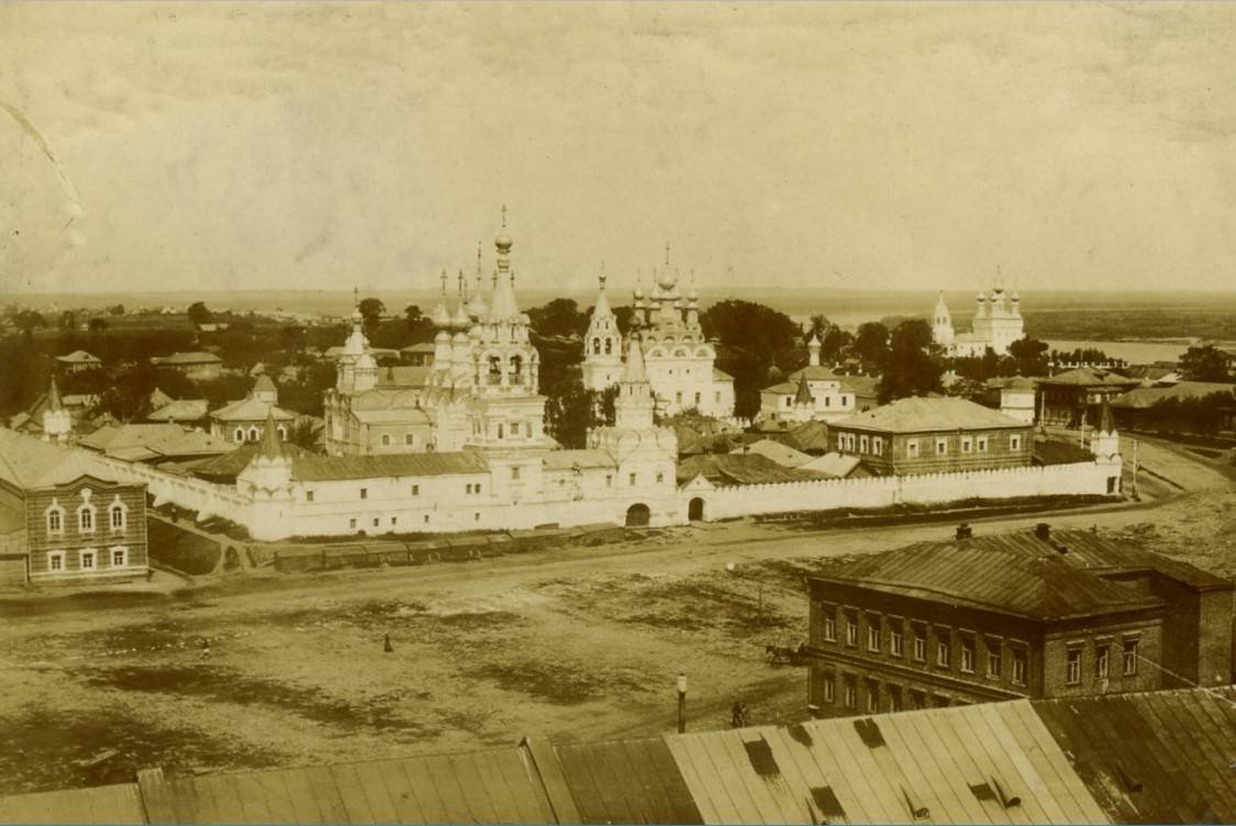 Муром. Троицкий женский монастырь. архивная фотография, Ансамбль Троицкого и Благовещенского монастырей. 17 июня 1902 года.