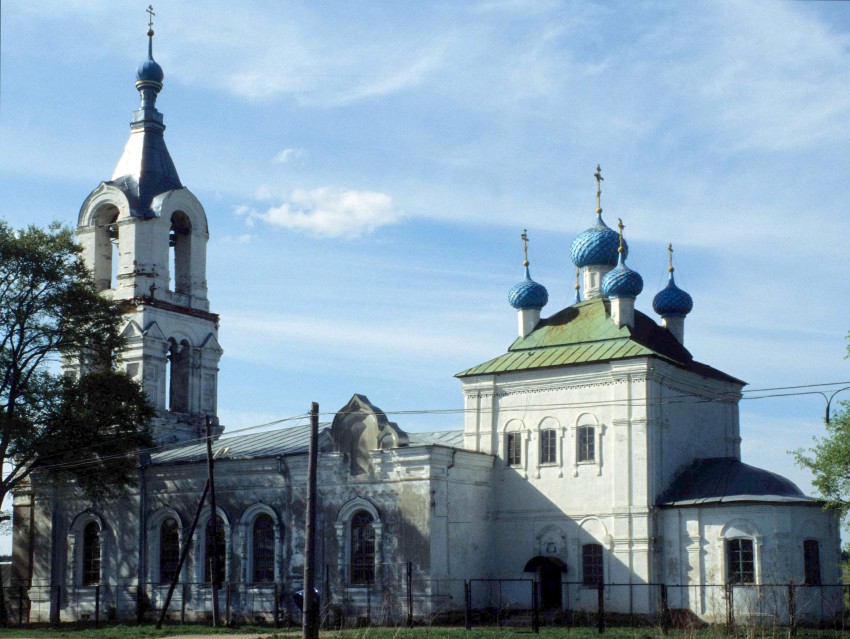 Поречье. Церковь Рождества Пресвятой Богородицы. фасады