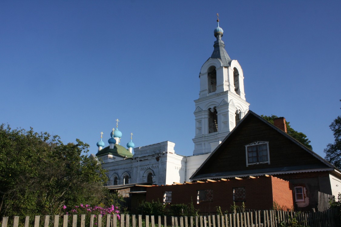 Поречье. Церковь Рождества Пресвятой Богородицы. фасады