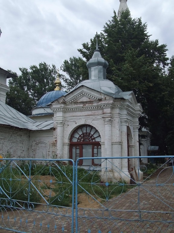 Храмовый комплекс. Церкви Преображения Господня и иконы Божией Матери 