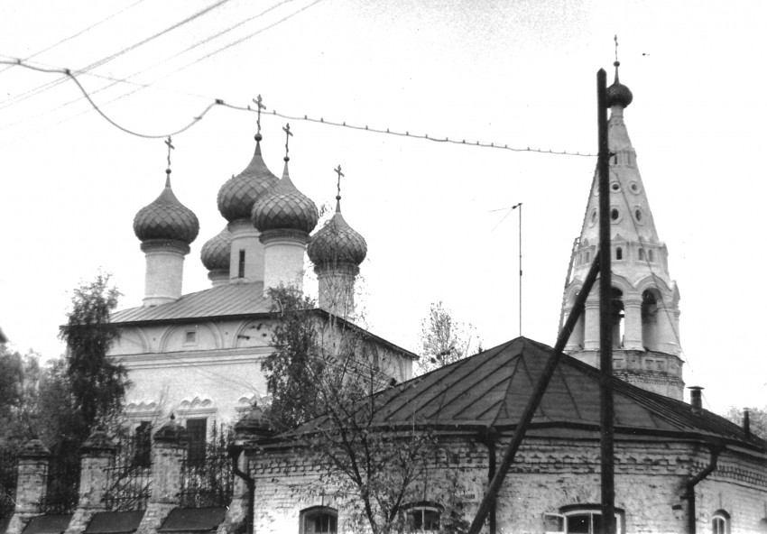 Кострома. Церковь Иоанна Богослова в Ипатьевской слободе. дополнительная информация, Фото В.В. Лелецкого