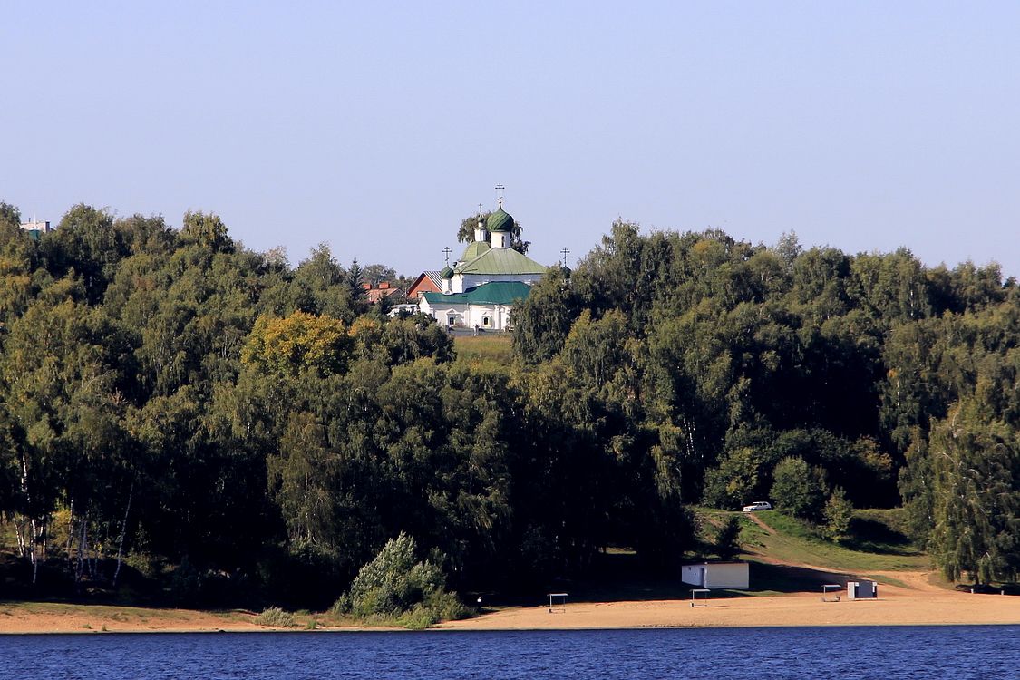 Церковь Илии Пророка (Рождества Христова) на Городище, Кострома (Кострома, город, Костромская область). общий вид в ландшафте