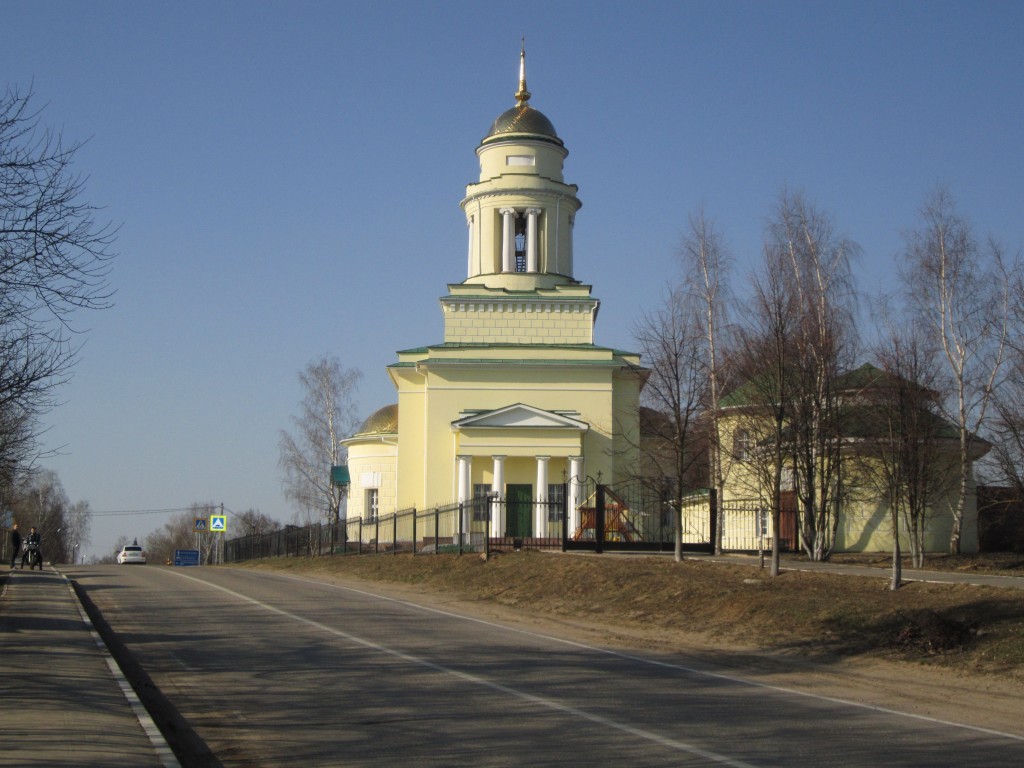 Церковь Троицы Живоначальной (новая), Ершово (Одинцовский городской округ и ЗАТО Власиха, Краснознаменск, Московская область). фасады