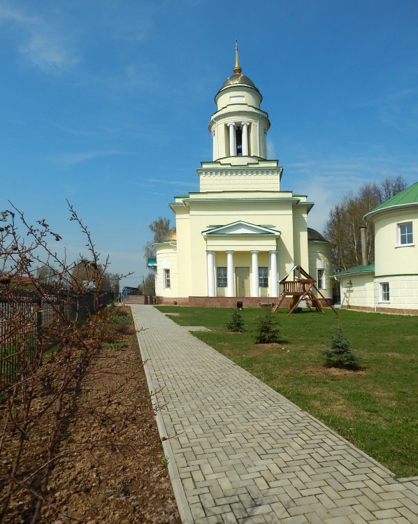 Церковь Троицы Живоначальной (новая), Ершово (Одинцовский городской округ и ЗАТО Власиха, Краснознаменск, Московская область). фасады