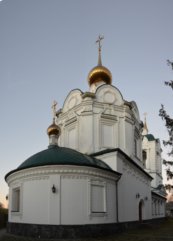 Церковь Троицы Живоначальной в Бежичах, Брянск (Брянск, город, Брянская область). фасады