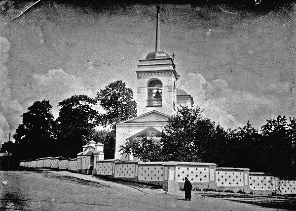 Брянск. Собор Воскресения Христова. архивная фотография, Фото с сайта https://drevo-info.ru/articles/21601.html