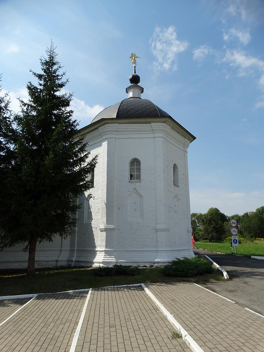 Башни ограды., архитектурные детали. Свенский Успенский монастырь, Супонево (Брянский район, Брянская область)