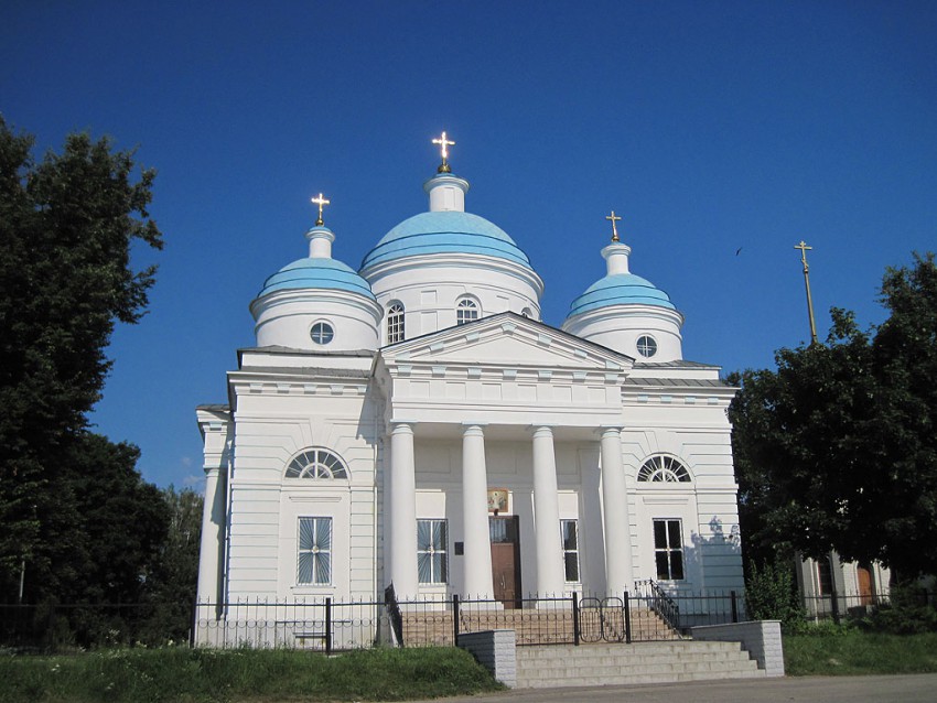 Собор Успения Пресвятой Богородицы, Мглин (Мглинский район, Брянская область). фасады