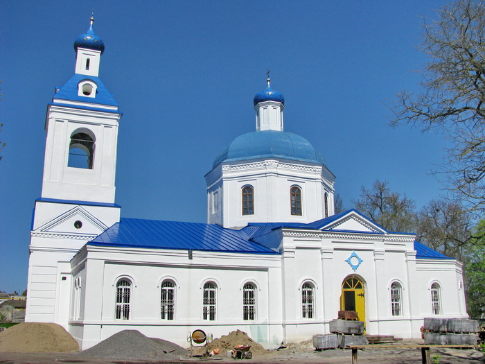 Трубчевск. Церковь Покрова Пресвятой Богородицы. фасады