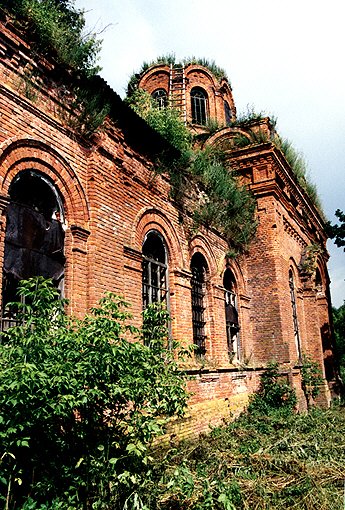 Церковь Афанасия и Кирилла, Патриархов Александрийских, Страшевичи (Жирятинский район, Брянская область). фасады