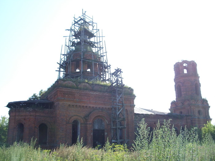 Церковь Афанасия и Кирилла, Патриархов Александрийских, Страшевичи (Жирятинский район, Брянская область). фасады
