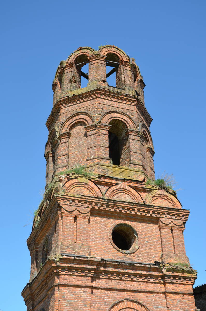 Церковь Афанасия и Кирилла, Патриархов Александрийских, Страшевичи (Жирятинский район, Брянская область). архитектурные детали