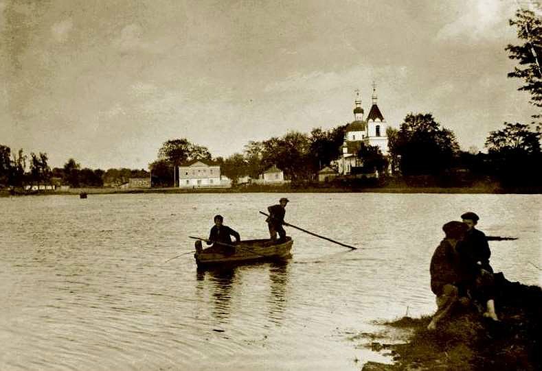 Стародуб. Церковь Богоявления Господня. архивная фотография, Фото с сайта http://starodub.ucoz.ru/histori21.htm