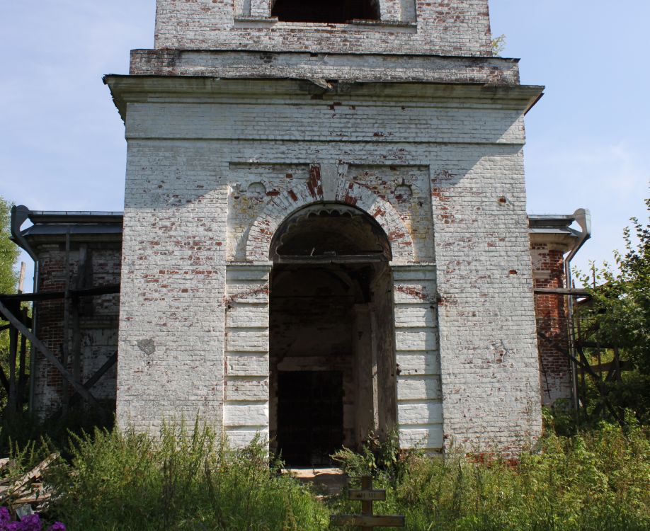 Церковь Михаила Архангела, Михаило-Архангельский погост, урочище (Киржачский район, Владимирская область). архитектурные детали, Нижний ярус колокольни