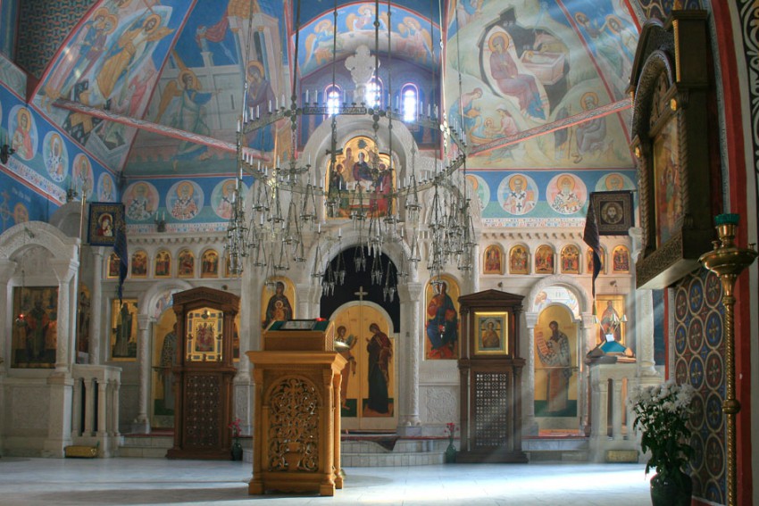 Пущино. Церковь Михаила Архангела. интерьер и убранство, Интерьер алтарной части