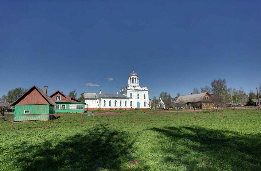 Церковь Спаса Нерукотворного Образа, Ивашково (Шаховской городской округ, Московская область). общий вид в ландшафте