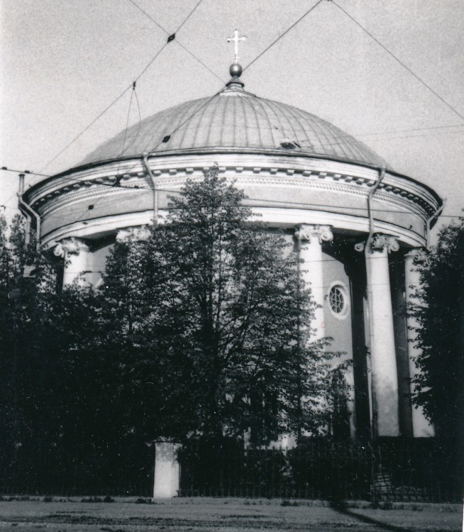 Церковь Троицы Живоначальной (Кулич и Пасха), Невский район (Санкт-Петербург, г. Санкт-Петербург). фасады