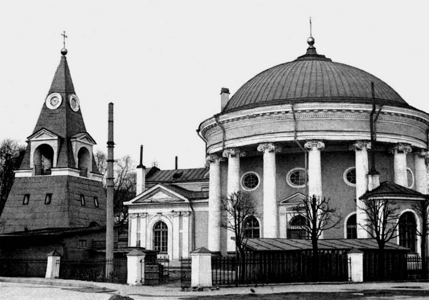 Невский район. Церковь Троицы Живоначальной (Кулич и Пасха). архивная фотография, Фотография церкви начала 20 века (источник - Словарь изобразительного искусства)